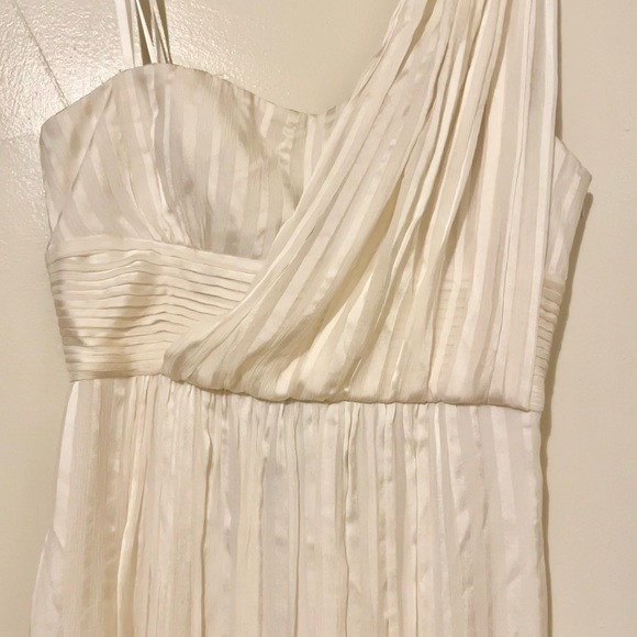 NWT-BCBG Maxazria SILK SATIN WHITE GOWN GODDESS DRESS WEDDING - Picture 4 of 7